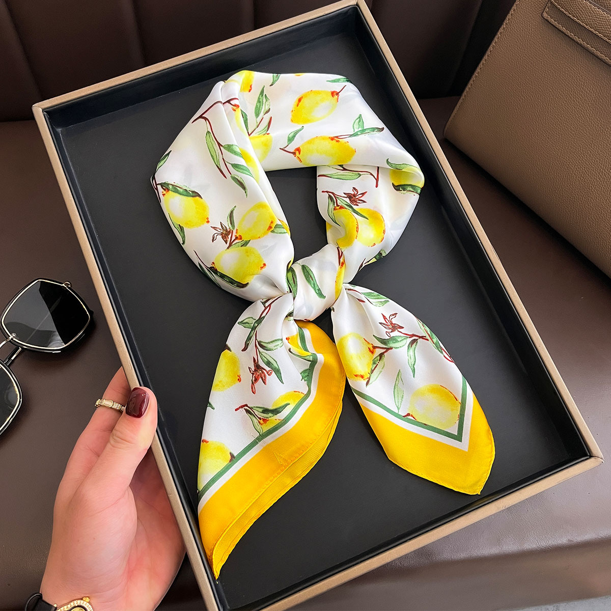 Syal Sutra Persegi Gambar Ceta - Scarf Silk Square ulasan dan harga